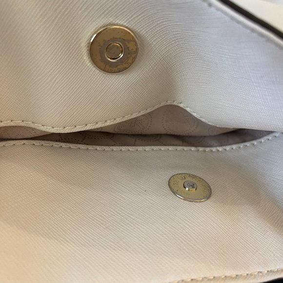 Michael Kors Oyster Hamilton Tote - Picture 11 of 11